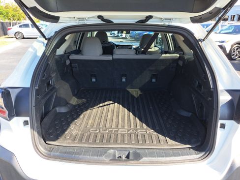 Certified 2025 Subaru Outback Premium image 12
