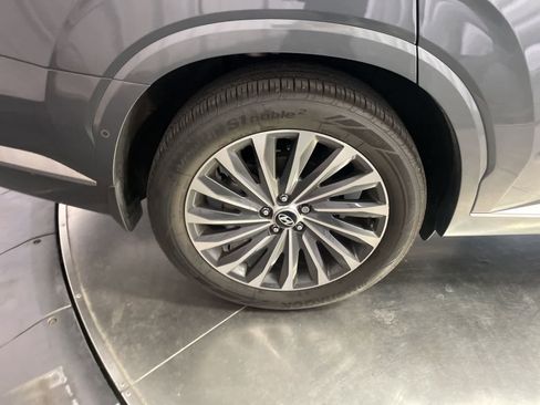 Used 2025 Hyundai Palisade Calligraphy image 17