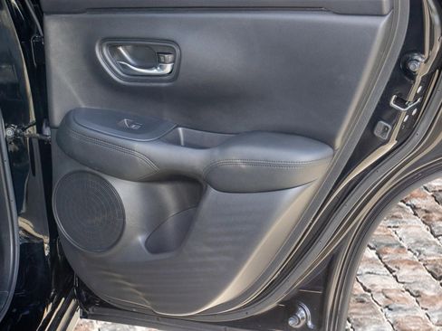 Certified 2024 Honda HR-V LX image 12