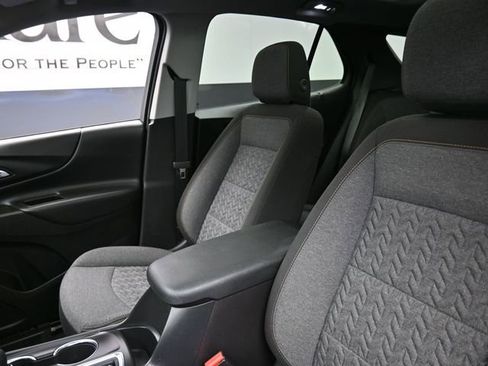Used 2024 Chevrolet Equinox LT image 16
