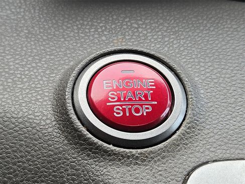 Used 2016 Honda Odyssey Touring Elite image 25