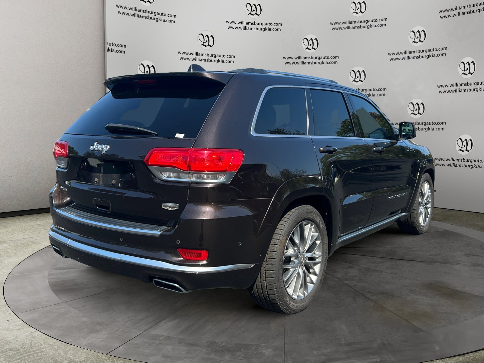 Used 2017 Jeep Grand Cherokee Summit w/ Platinum Series Group AWD/4WD image 5
