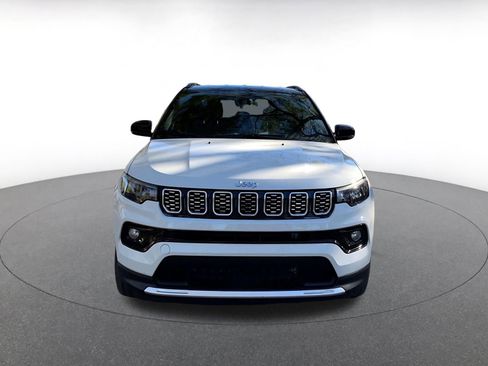 Used 2025 Jeep Compass Limited image 2