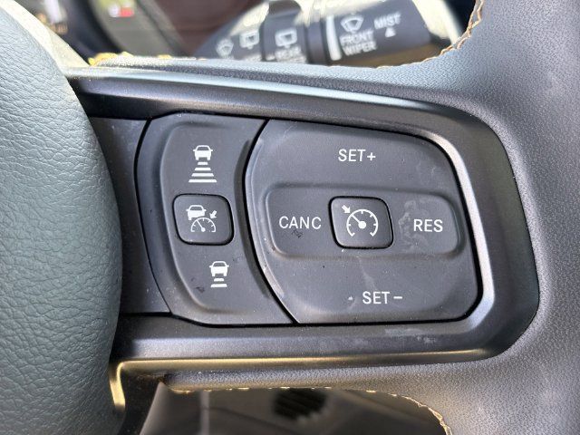 Used 2024 Jeep Wrangler Unlimited AWD/4WD image 14