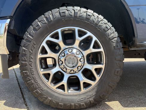 Used 2020 Ford F250 Lariat w/ Lariat Value Package AWD/4WD image 12