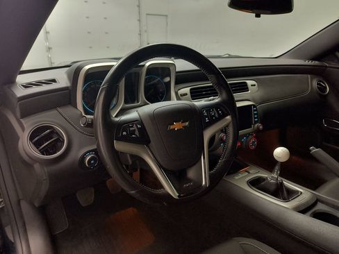 Used 2014 Chevrolet Camaro SS RWD image 4