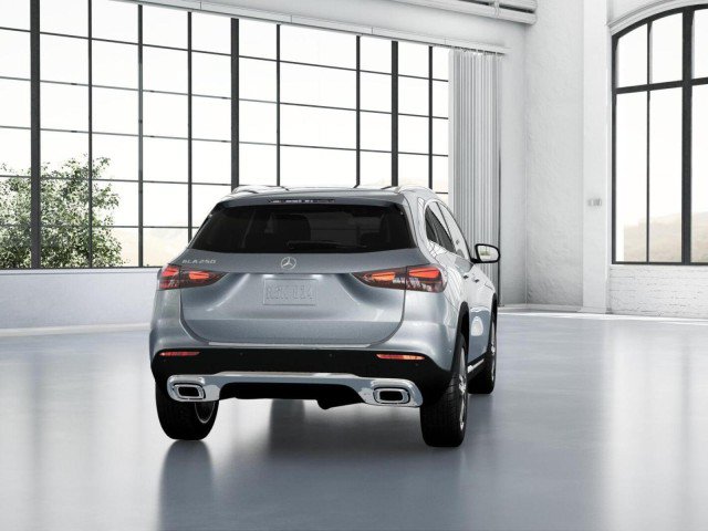 Used 2025 Mercedes-Benz GLA 250 image 44