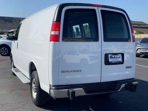 Used 2024 GMC Savana 2500 w/ Driver Convenience Package image 11