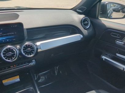 New 2024 Mercedes-Benz GLB 35 AMG 4MATIC