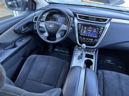 Used 2018 Nissan Murano SV FWD image 20