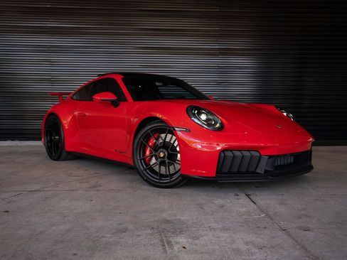 Certified 2026 Porsche 911 Carrera GTS RWD image 9