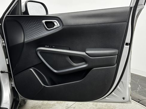 Used 2020 Kia Soul S image 31