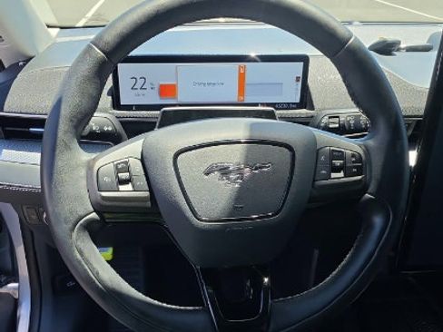 Used 2022 Ford Mustang Mach-E Select RWD image 12