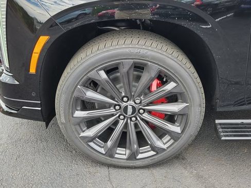 New 2026 Cadillac Escalade V AWD/4WD image 21