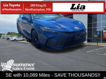 Used 2025 Toyota Camry SE w/ Convenience Package