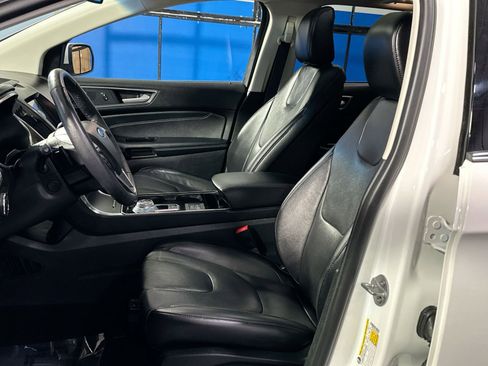 Used 2020 Ford Edge Titanium w/ Equipment Group 301A image 13