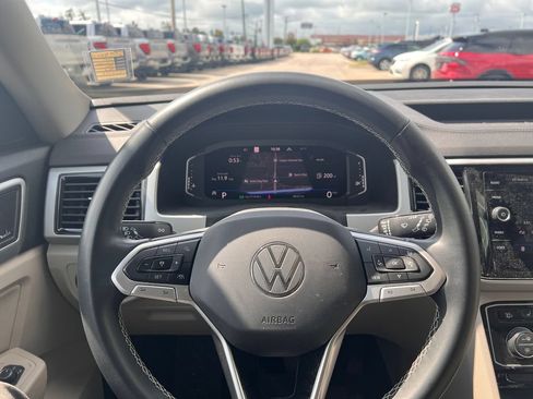 Used 2021 Volkswagen Atlas SEL Premium AWD/4WD image 21