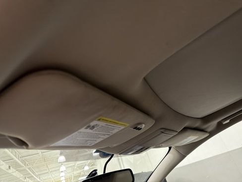 Used 2014 Ford Edge Limited w/ Equipment Group 301A AWD/4WD image 10