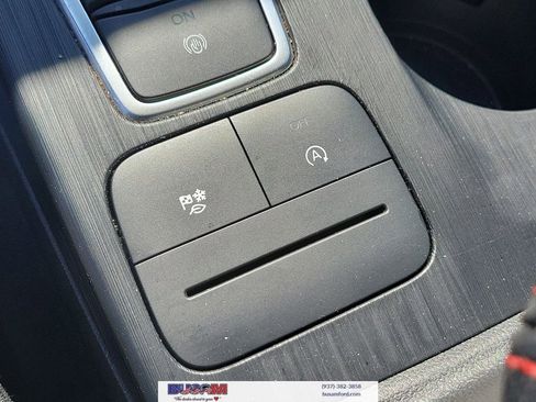 Certified 2025 Ford Escape ST-Line AWD/4WD image 28