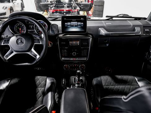 Used 2017 Mercedes-Benz G 550 Squared image 22