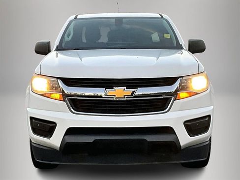 Certified 2018 Chevrolet Colorado W/T image 3