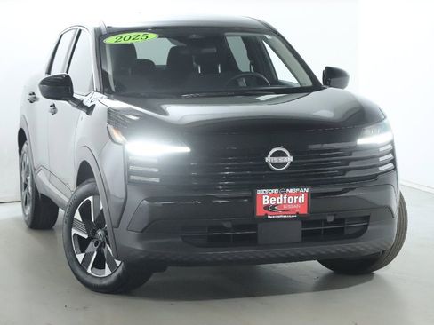 Certified 2025 Nissan Kicks SV image 45