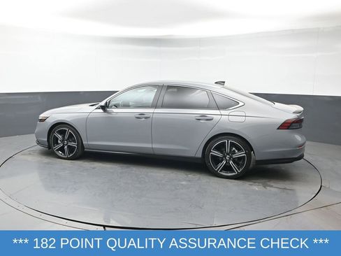 Used 2024 Honda Accord Sport image 4