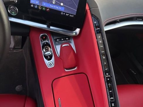 Used 2023 Chevrolet Corvette Stingray w/ Z51 Performance Package image 11