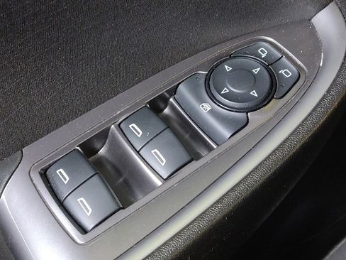 Used 2020 Chevrolet Malibu RS FWD image 27