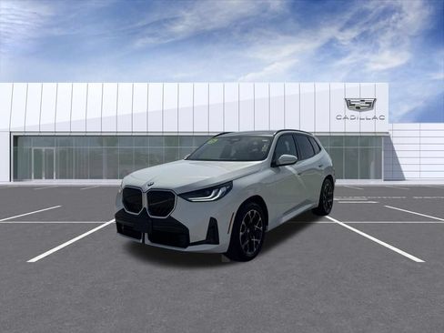 Used 2025 BMW X3 xDrive30i w/ M Sport Package AWD/4WD image 6