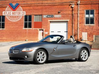 Used 2004 BMW Z4 3.0i video 1