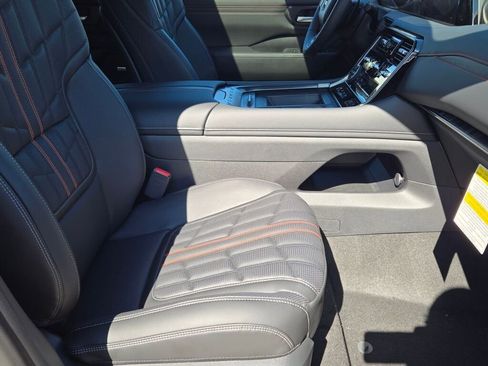 New 2026 Nissan Armada PRO-4X AWD/4WD image 6