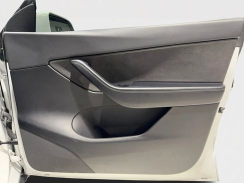 Used 2021 Tesla Model Y Performance image 20