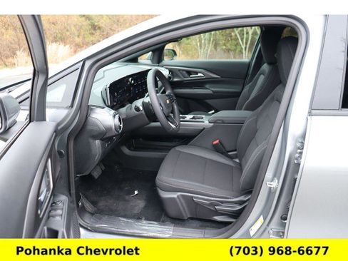 New 2026 Chevrolet Equinox EV LT image 22