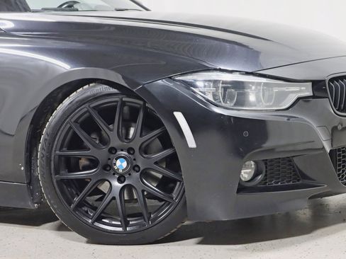 Used 2019 BMW 330i xDrive Wagon 330i xDrive M SPORT w/ M Sport Edition image 5