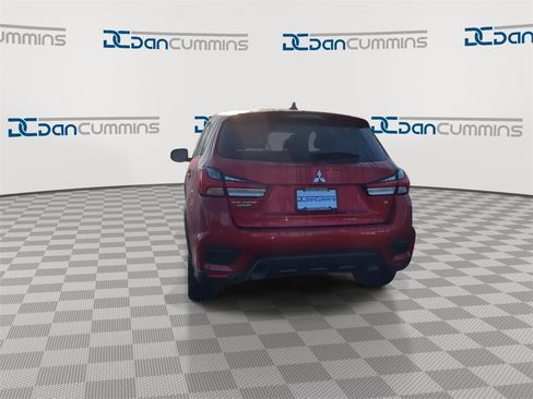 Used 2022 Mitsubishi Outlander Sport SE image 7
