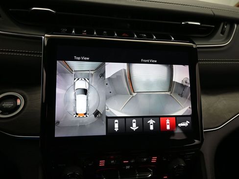 Used 2024 Jeep Grand Cherokee L Overland w/ Advanced Protech Group III image 26