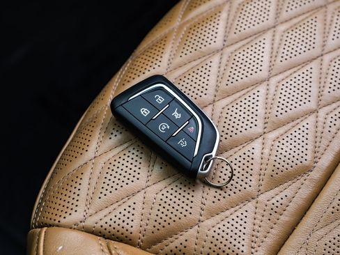 Used 2021 Cadillac Escalade ESV Sport w/ Driver Assist Tech Package image 57