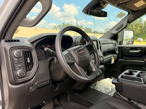 New 2026 GMC Sierra 3500 Pro AWD/4WD image 13
