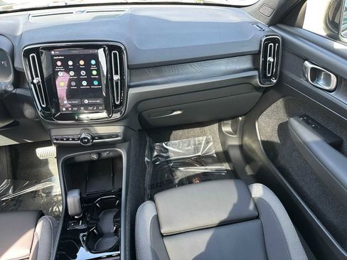 Used 2025 Volvo EX40 Plus w/ Climate Package RWD image 18