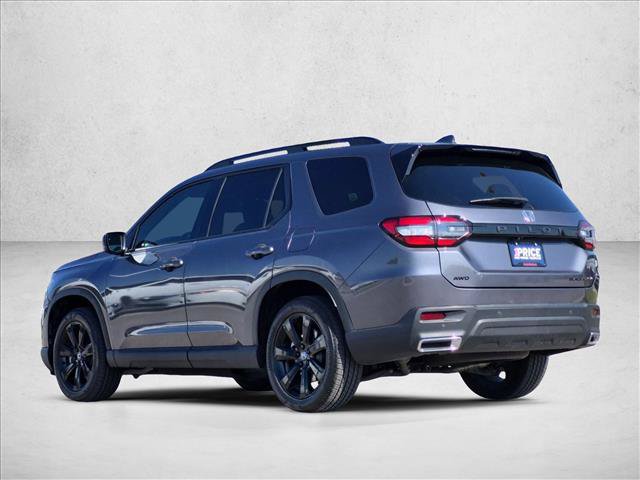 Used 2025 Honda Pilot Black Edition image 8