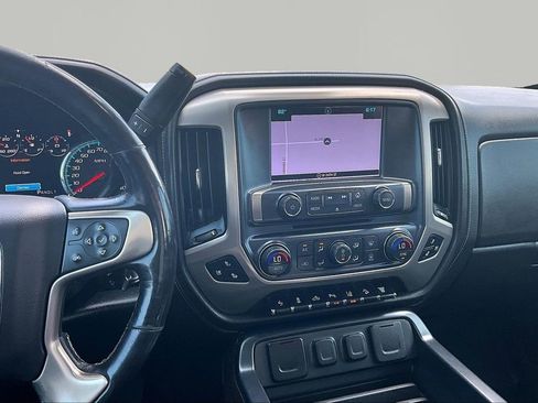 Used 2018 GMC Sierra 2500 Denali w/ Duramax Plus Package AWD/4WD image 6