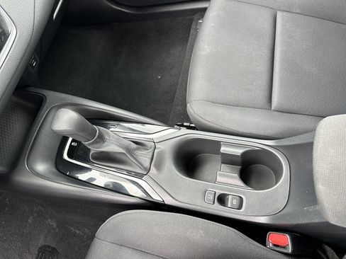 Used 2023 Toyota Corolla LE image 28