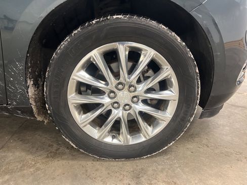 Used 2018 Buick Enclave Premium w/ Trailering Package image 20