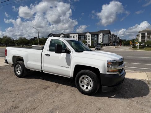 Used 2017 Chevrolet Silverado 1500 W/T w/ Trailering Package image 4
