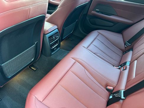 Used 2023 BMW i4 eDrive35 w/ Premium Package image 12