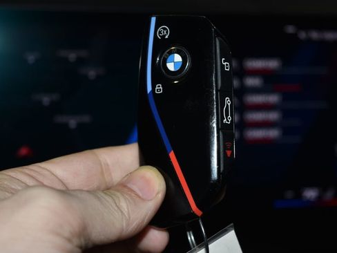 Certified 2024 BMW XM image 18