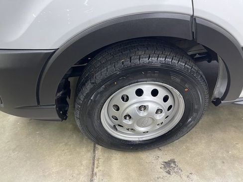 Certified 2023 Ford Transit 250 Medium Roof AWD image 9