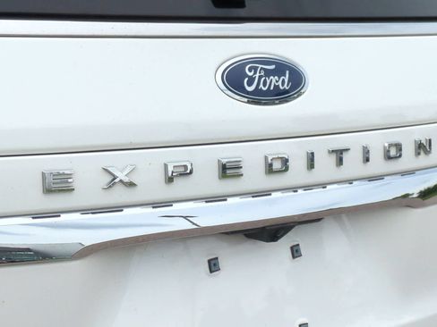 Used 2024 Ford Expedition Max Limited w/ Excursion Package AWD/4WD image 13