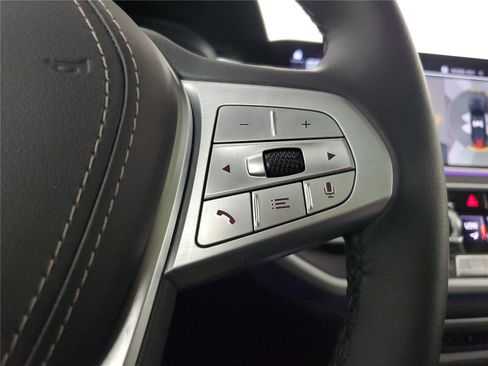 Used 2022 BMW X7 xDrive40i w/ Premium Package AWD/4WD image 28